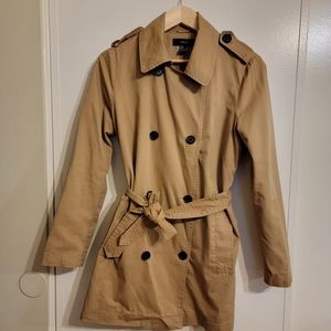 Women's Small Beige Trenchcoat